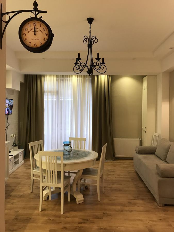 New Apartment In Old 第比利斯 外观 照片