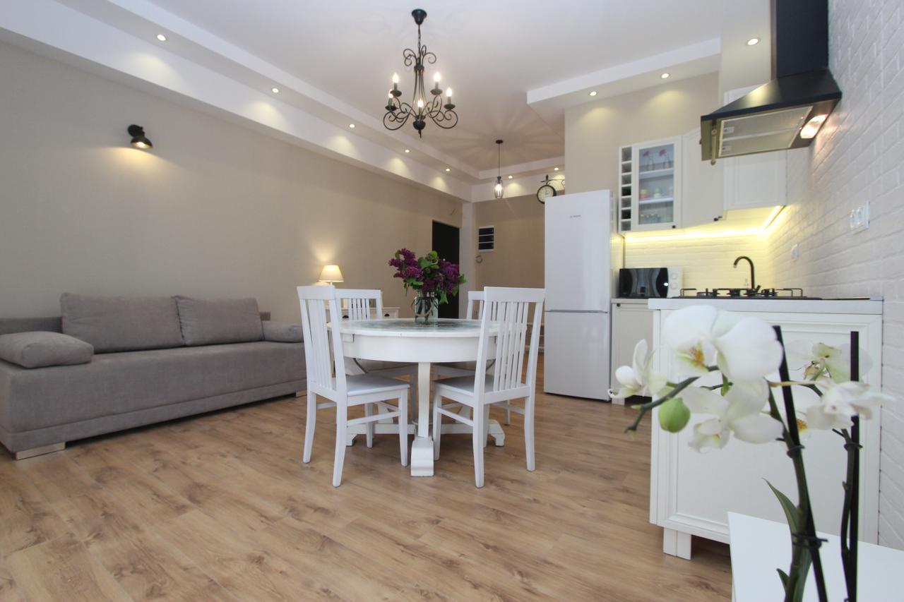 New Apartment In Old 第比利斯 外观 照片
